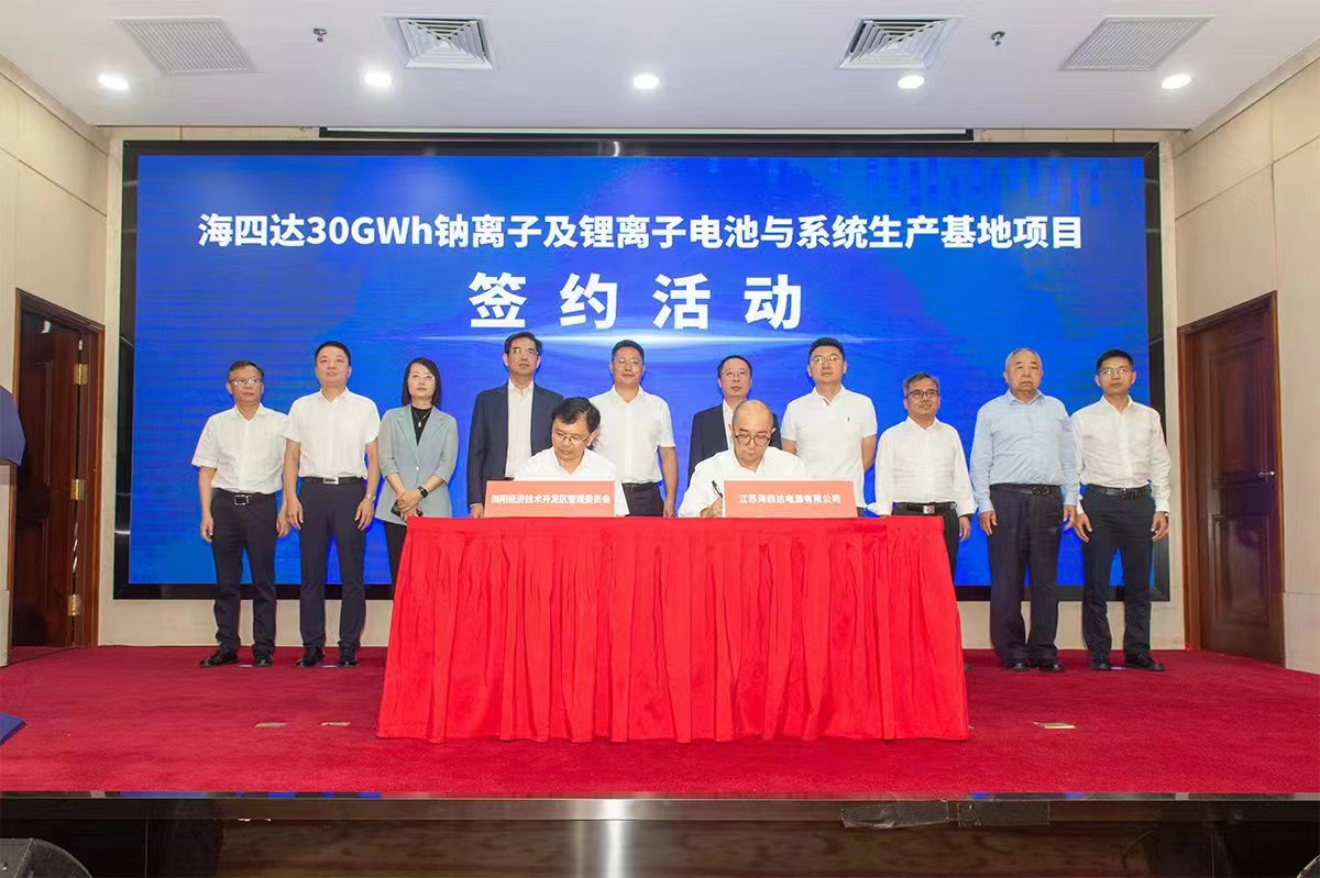 ���ٽṹ����Դ���ƶ���ɫת������